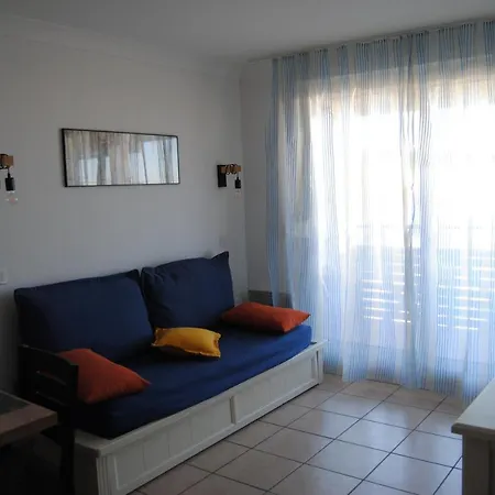 Apartment Agreable T2 Balcon Et Piscine Dans Bord De *